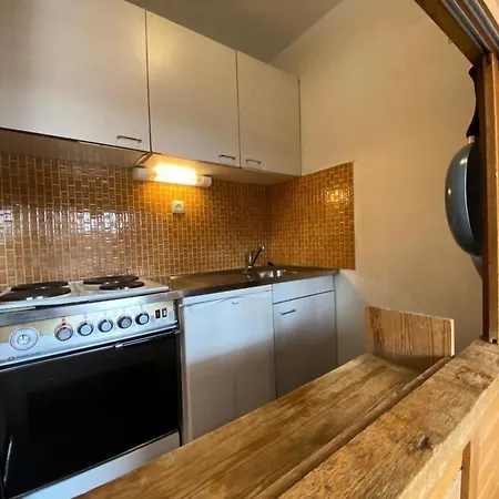 Neves - Location: Pour 4 Personnes Dans Un Quartier Jeune Et Anime Les Neves Mae-9062