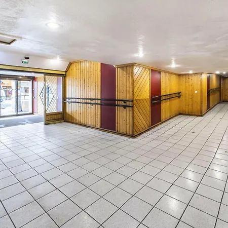 Neves - Location: Pour 4 Personnes Dans Un Quartier Jeune Et Anime Les Neves Mae-9062 * Val Thorens