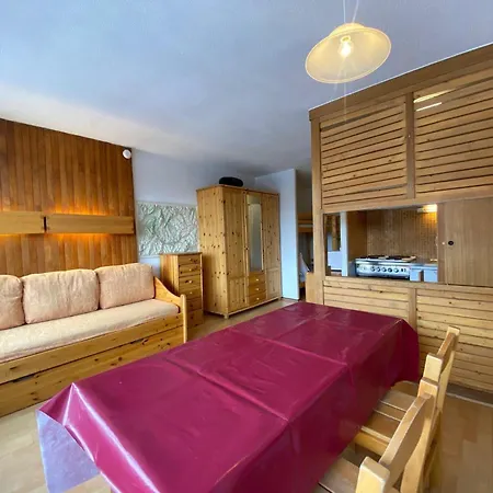 Résidence Neves - Location: Pour 4 Personnes Dans Un Quartier Jeune Et Animé Les Neves Mae-9062 * Val Thorens