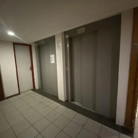 Neves - Location: Pour 4 Personnes Dans Un Quartier Jeune Et Anime Les Neves Mae-9062 Apartment *