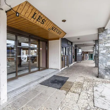 Neves - Location: Pour 4 Personnes Dans Un Quartier Jeune Et Anime Les Neves Mae-9062 Apartment