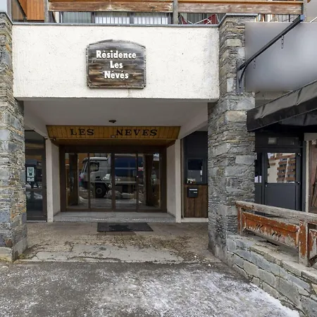 Neves - Location: Pour 4 Personnes Dans Un Quartier Jeune Et Anime Les Neves Mae-9062 Apartment *