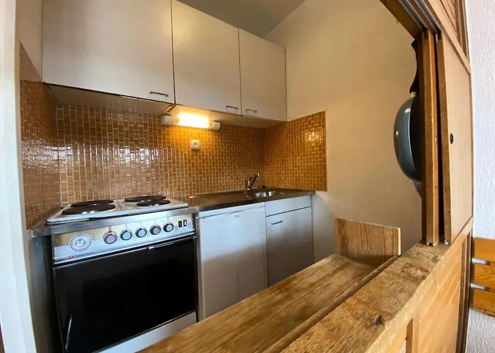 Neves - Location: Pour 4 Personnes Dans Un Quartier Jeune Et Anime Les Neves Mae-9062